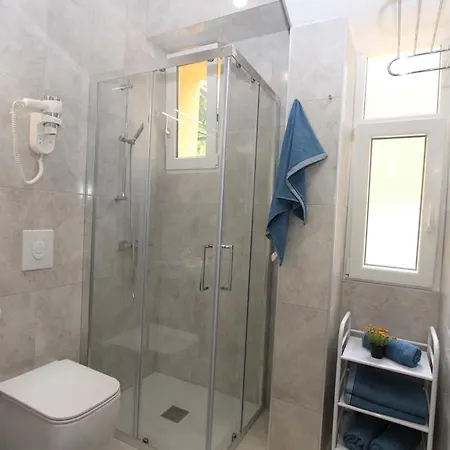 Apartment L Rasa